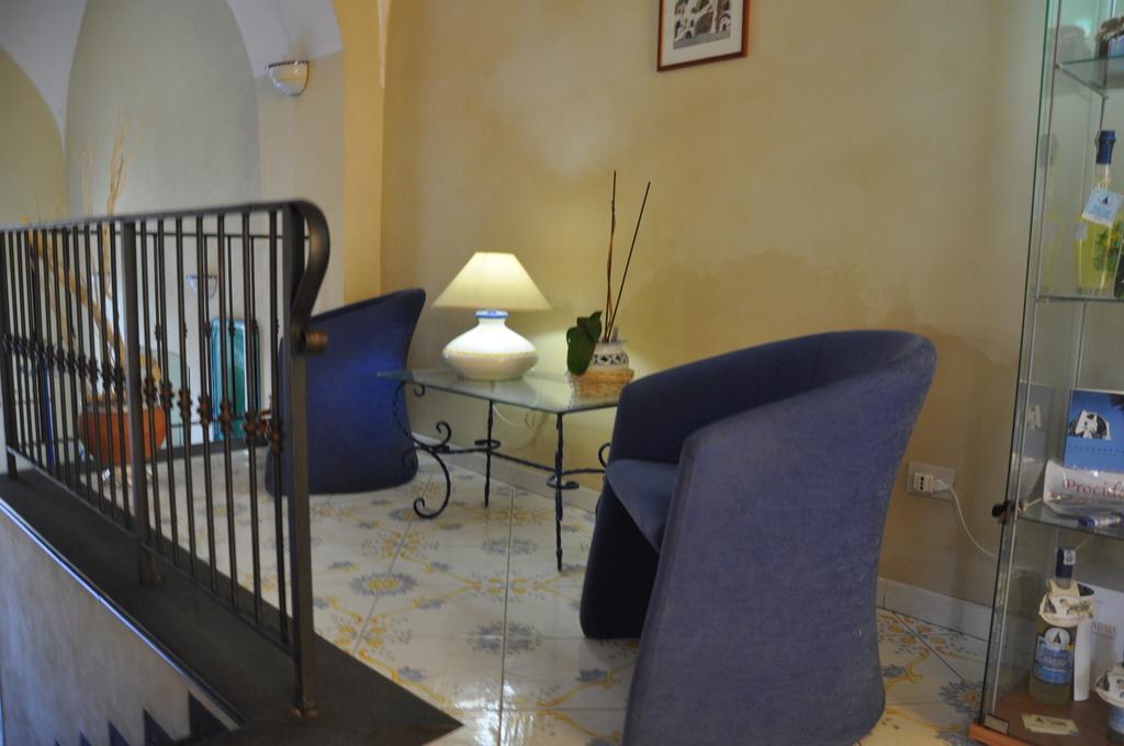Hotel Savoia Procida Exterior photo